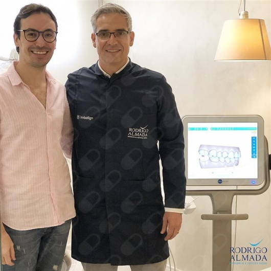 Foto 1 Dr. Rodrigo Almada, Dentista
