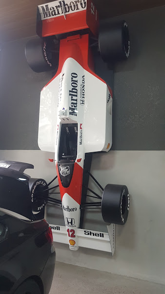 Foto 3 Auto Center Wataya