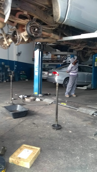 Foto 6 Gonzalez Auto Center