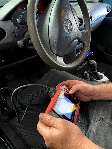 Foto 0 Auto Center Mundial