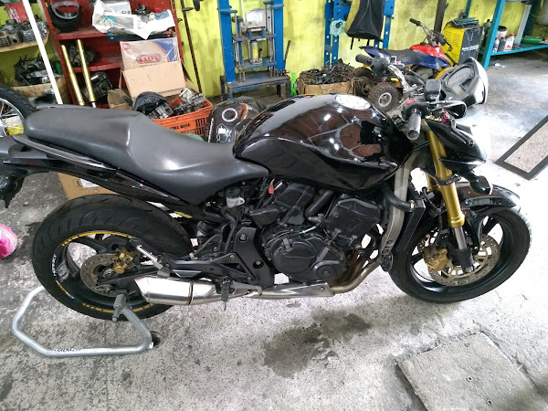 Foto 0 Auto giro motos