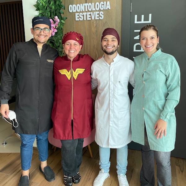 Foto 3 Odontologia Esteves - Dra Amanda e Dr Mário