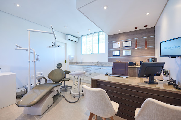 Luciana Pupo - Ortodontia Avançada Luciana Pupo - Ortodontia Avançada