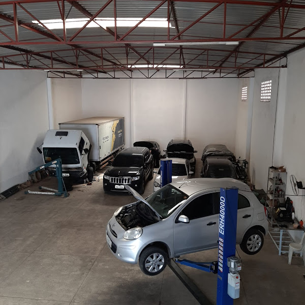 Foto 6 MK Garage Centro Automotivo / Oficina Jipe Foto 6 MK Garage Centro Automotivo / Oficina Jipe