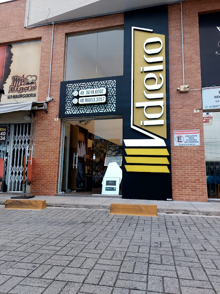 Foto 0 Vidreiro - Molduras Para Quadros e Espelhos Em Florianópolis Foto 0 Vidreiro - Molduras Para Quadros e Espelhos Em Florianópolis