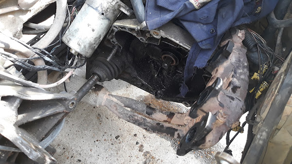 Foto 0 OFICINA MECÂNICA AUTOMOTIVA