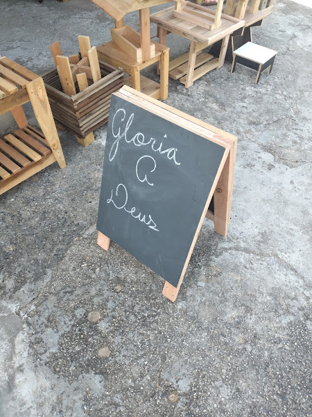 Foto 2 Marcenaria sarça