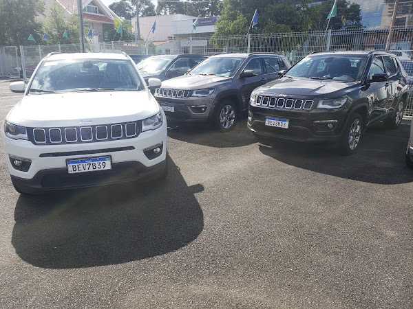 Foto 4 Barigüi Locadora