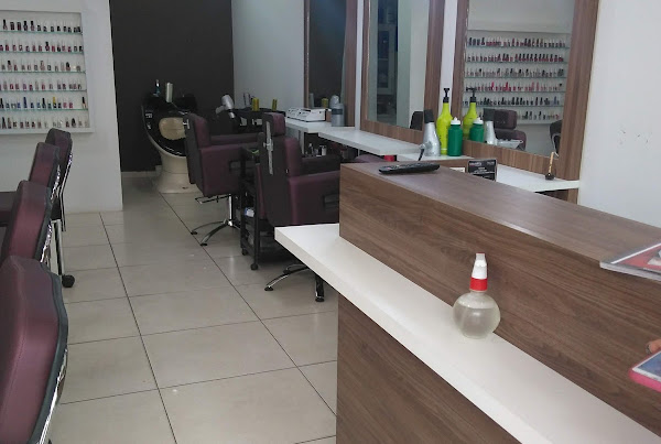 Foto 0 Beleza Brasil Cabeleireiros Unisex