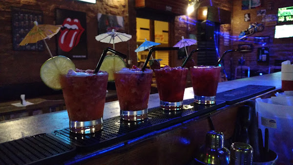 Foto 3 Brick House Club