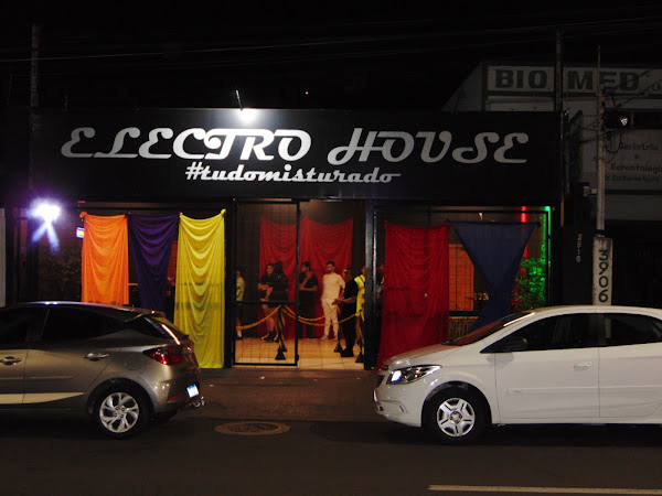 Foto 2 Electro House