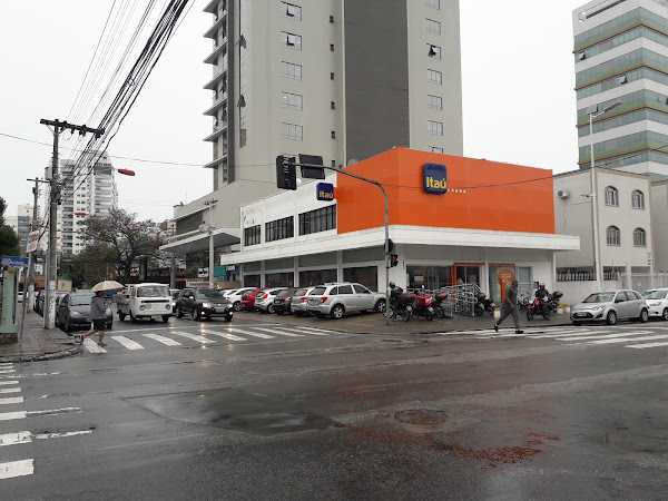 Itaú Itaú