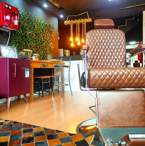 Foto 1 Barbearia e Escola Euler Campos Foto 1 Barbearia e Escola Euler Campos