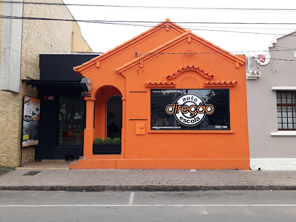 Foto 1 Autoescola Direção