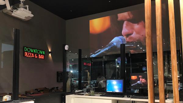Foto 0 Downtown Pizza & Bar