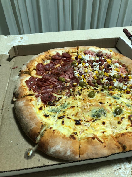 Foto 0 Pizzaria Halley