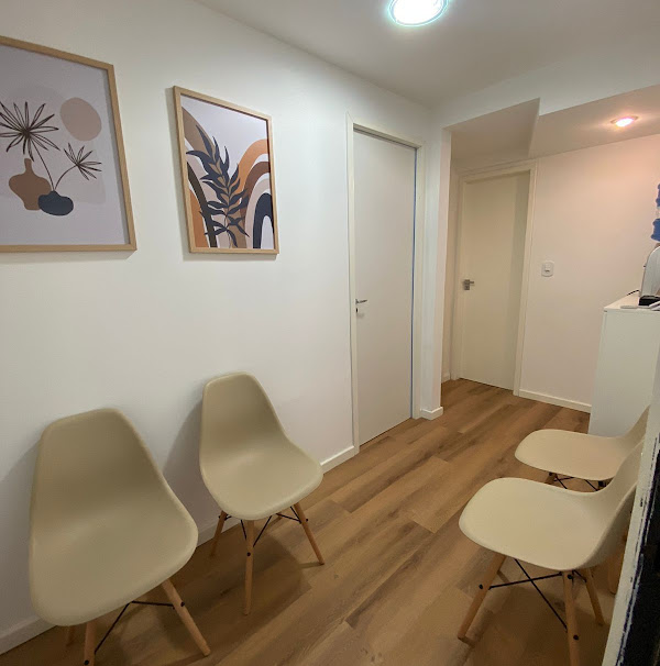 Foto 1 Dra. Luíza Santos Foto 1 Dra. Luíza Santos