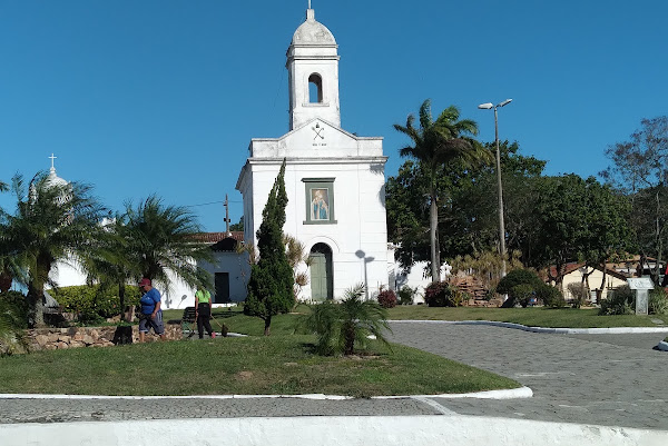 Praça Dr. Plinio de Assis Tavares.