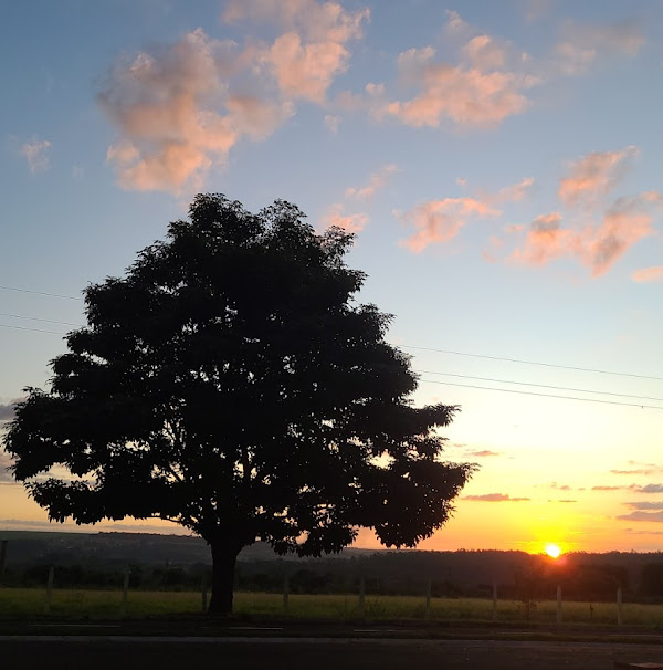 Praça do Pôr do Sol Praça do Pôr do Sol