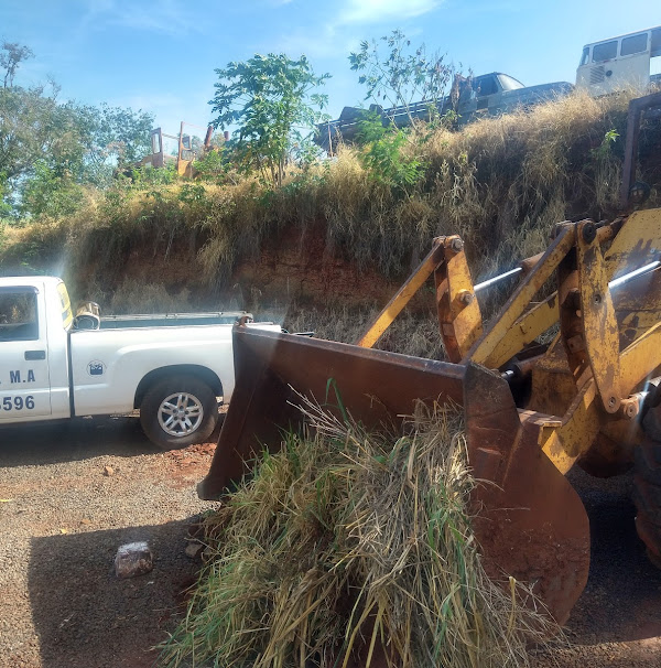 Foto 2 Hidráulica M. A Foto 2 Hidráulica M. A