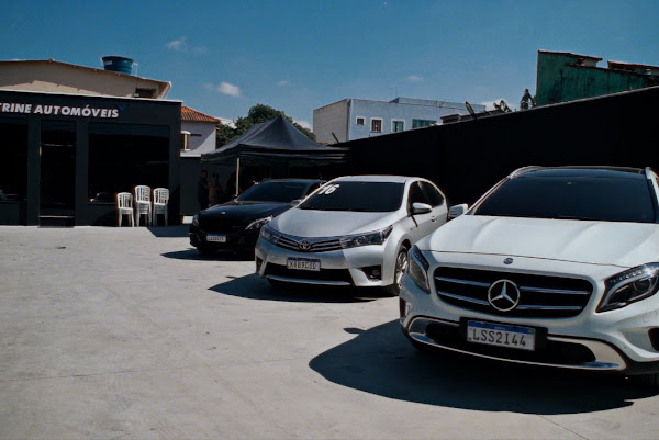 Foto 1 Vitrine Automóveis Foto 1 Vitrine Automóveis